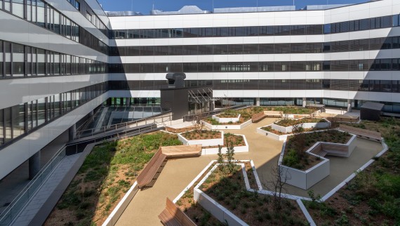 TwentyOne Central Hub (c) Irene Schanda