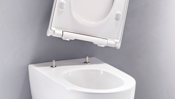 Geberit ONE WC mit abnehmbarem Deckel und Sitzring