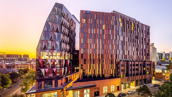 Melbourne Connect, das innovative Zentrum für Know-how-Transfer (© Peter Casamento, Marc Williams) Melbourne Connect, das innovative Zentrum für Know-how-Transfer (© Peter Casamento, Marc Williams)