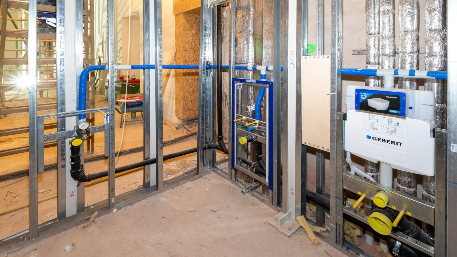 Geberit und Huter Montageelementen Geberit und Huter Montageelementen