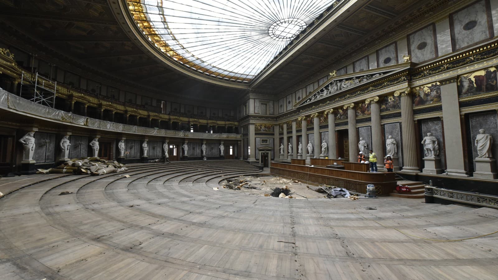 Auch im Parlement in Wien ist Geberit verbaut. Auch im Parlement in Wien ist Geberit verbaut.