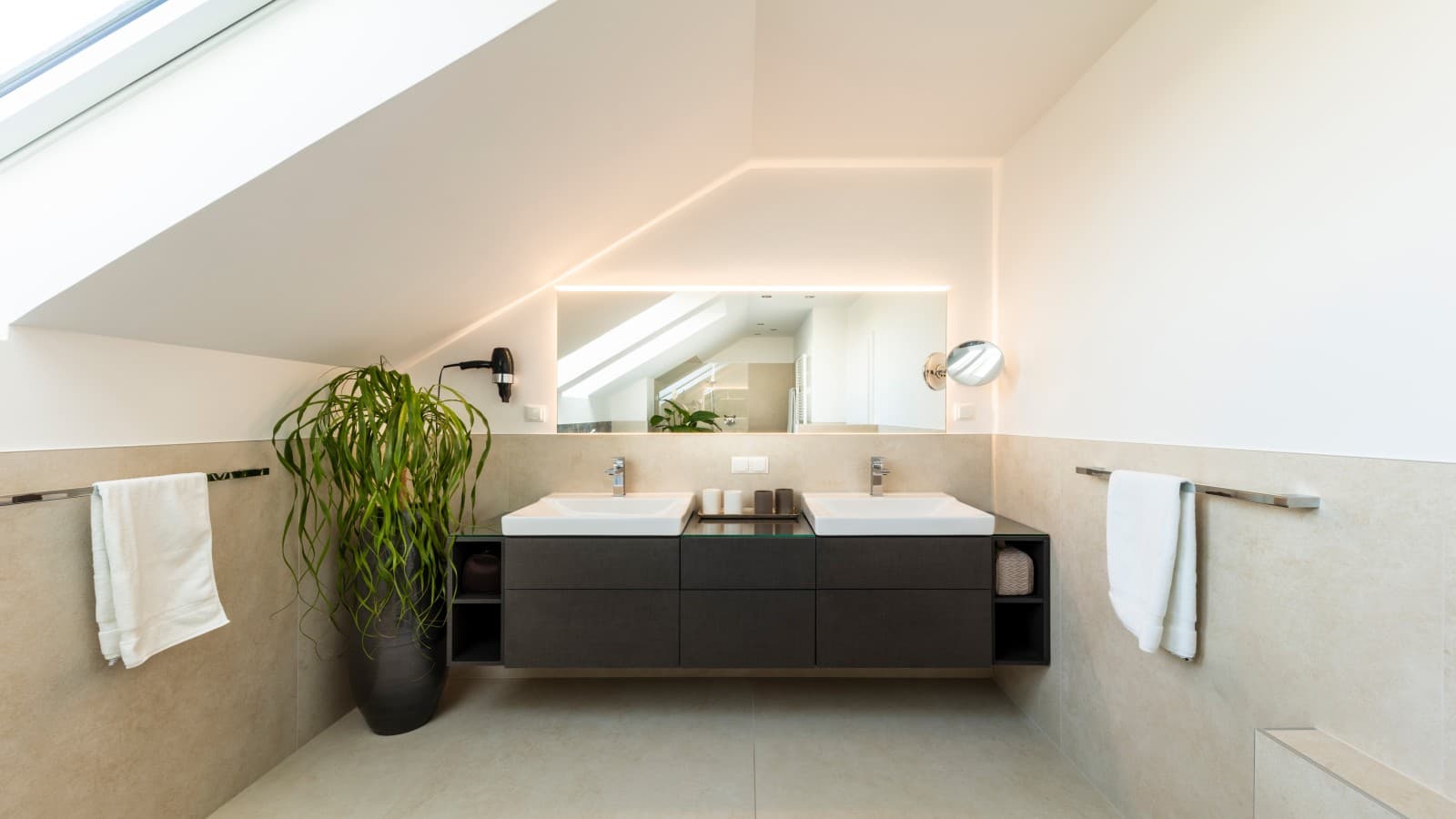 Waschplatz nach der Badrenovierung Waschplatz nach der Badrenovierung