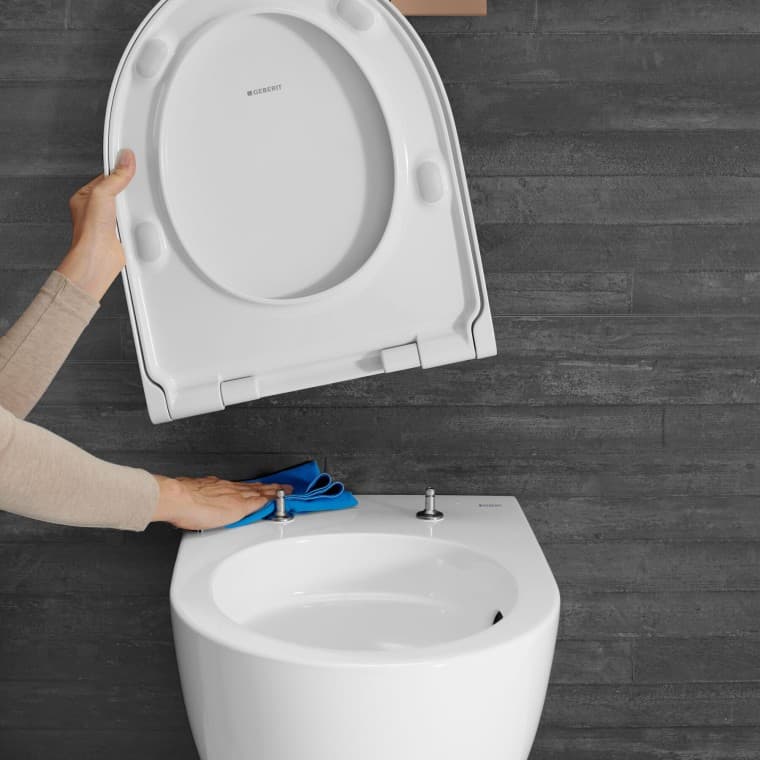 Geberit Acanto WC mit QuickRelease-Funktion Geberit Acanto WC mit QuickRelease-Funktion