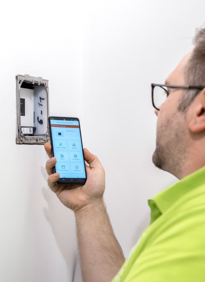 Zentrale Bedienung der Endgeräte am Geberit Gateway Zentrale Bedienung der Endgeräte am Geberit Gateway